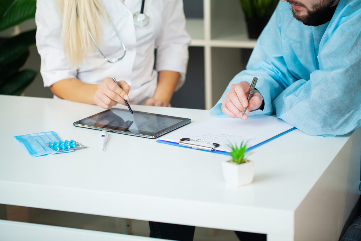 10 Reasons to Hire a Doctor Marketing Agency